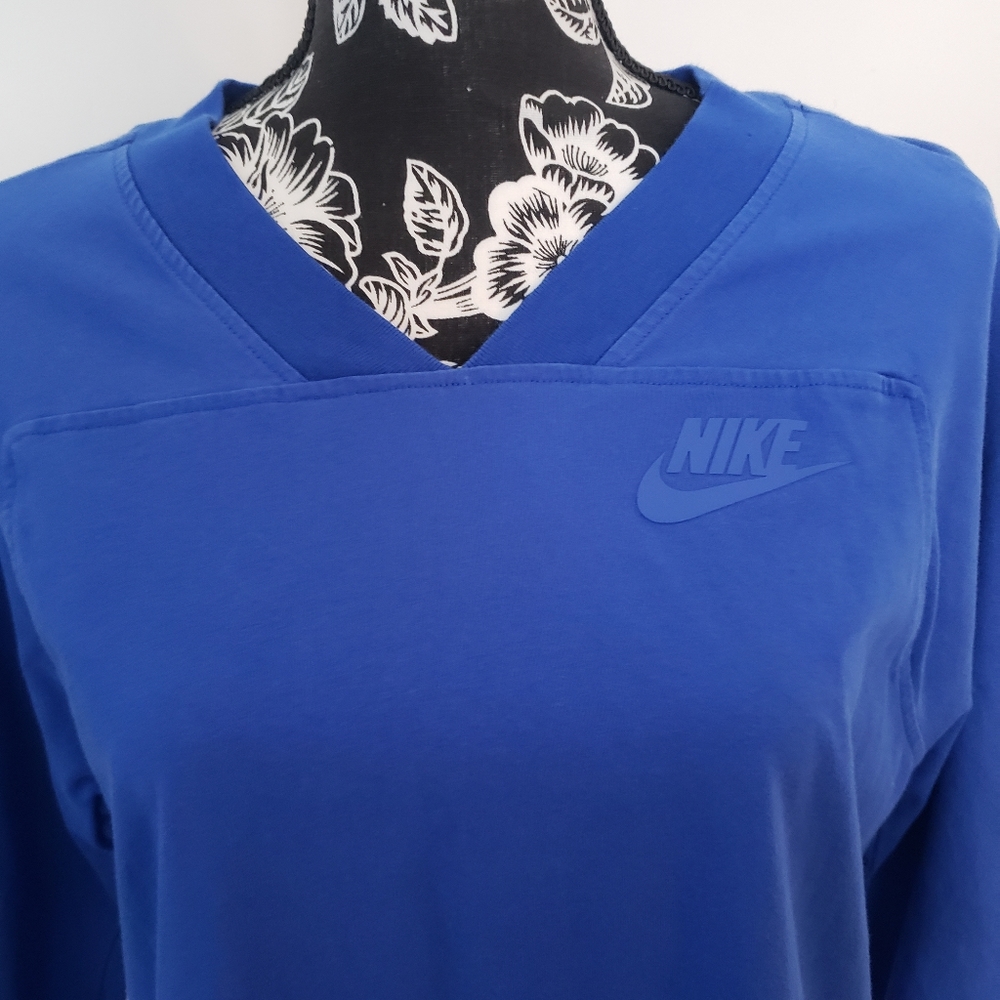Nike - Picture 5 of 7